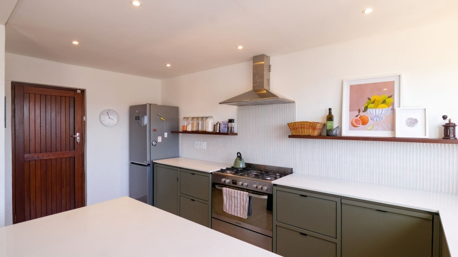 To Let 3 Bedroom Property for Rent in Walmer Estate Western Cape